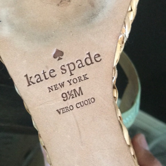 🔥1 hr sale - Kate Spade, wedge heels, light olive green, beautiful for fall - Picture 9 of 9